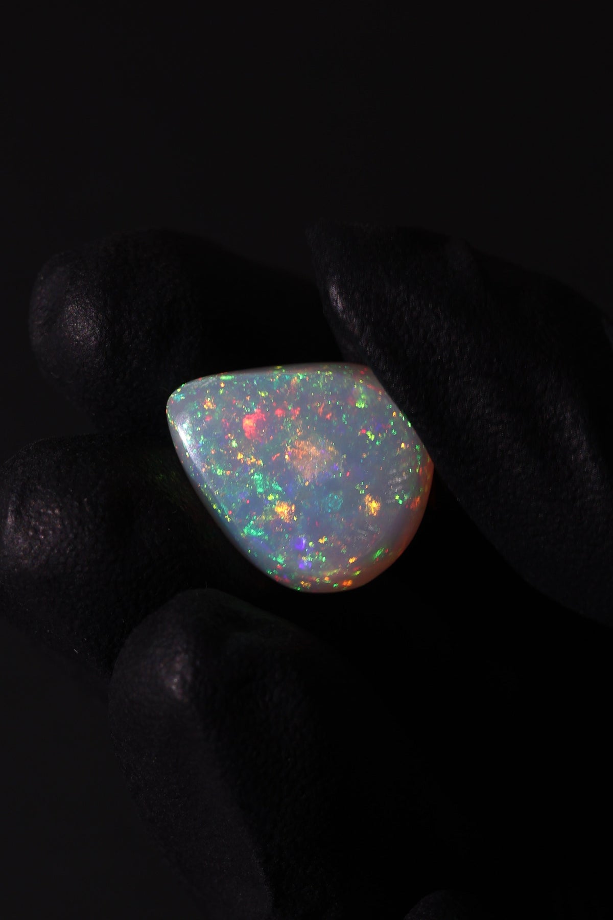 10.49ct Polished Ethiopian Opal