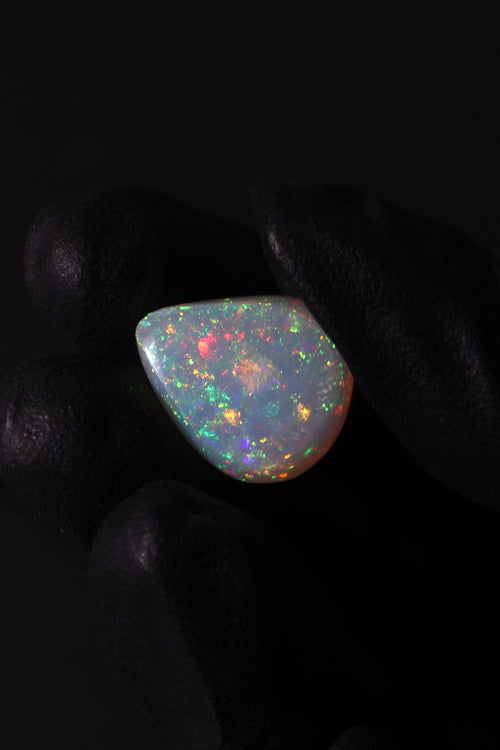 10.49ct Polished Ethiopian Opal