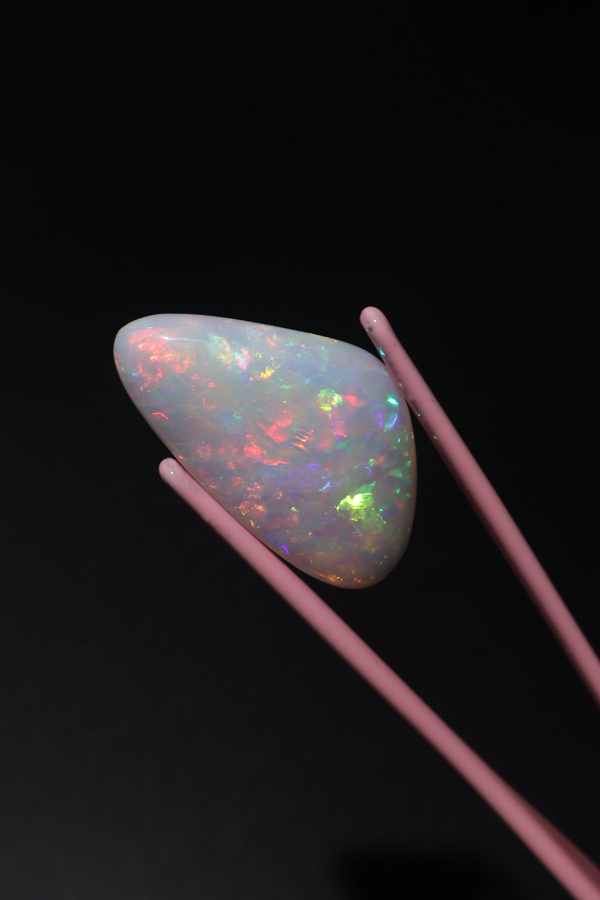 31.33ct Polished Ethiopian Opal