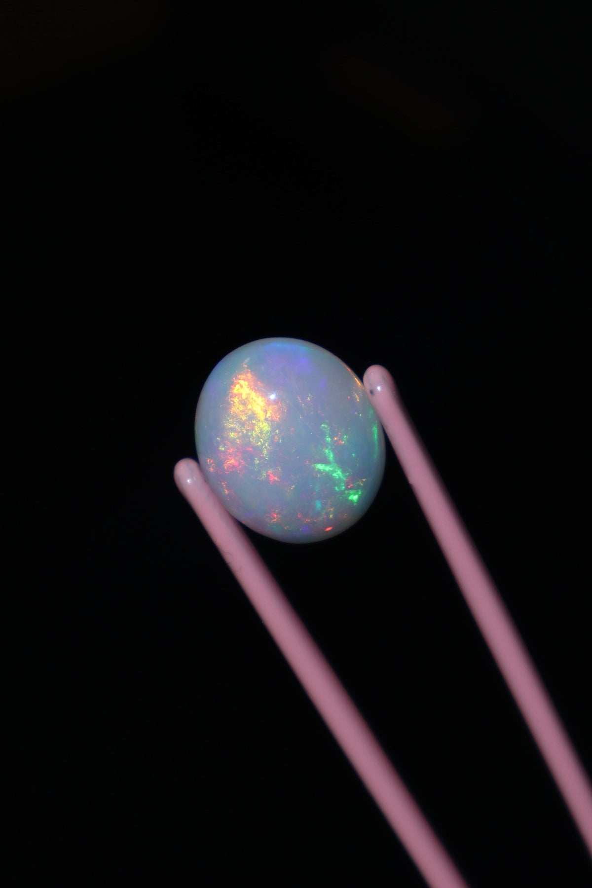 7.74ct Polished Ethiopian Opal