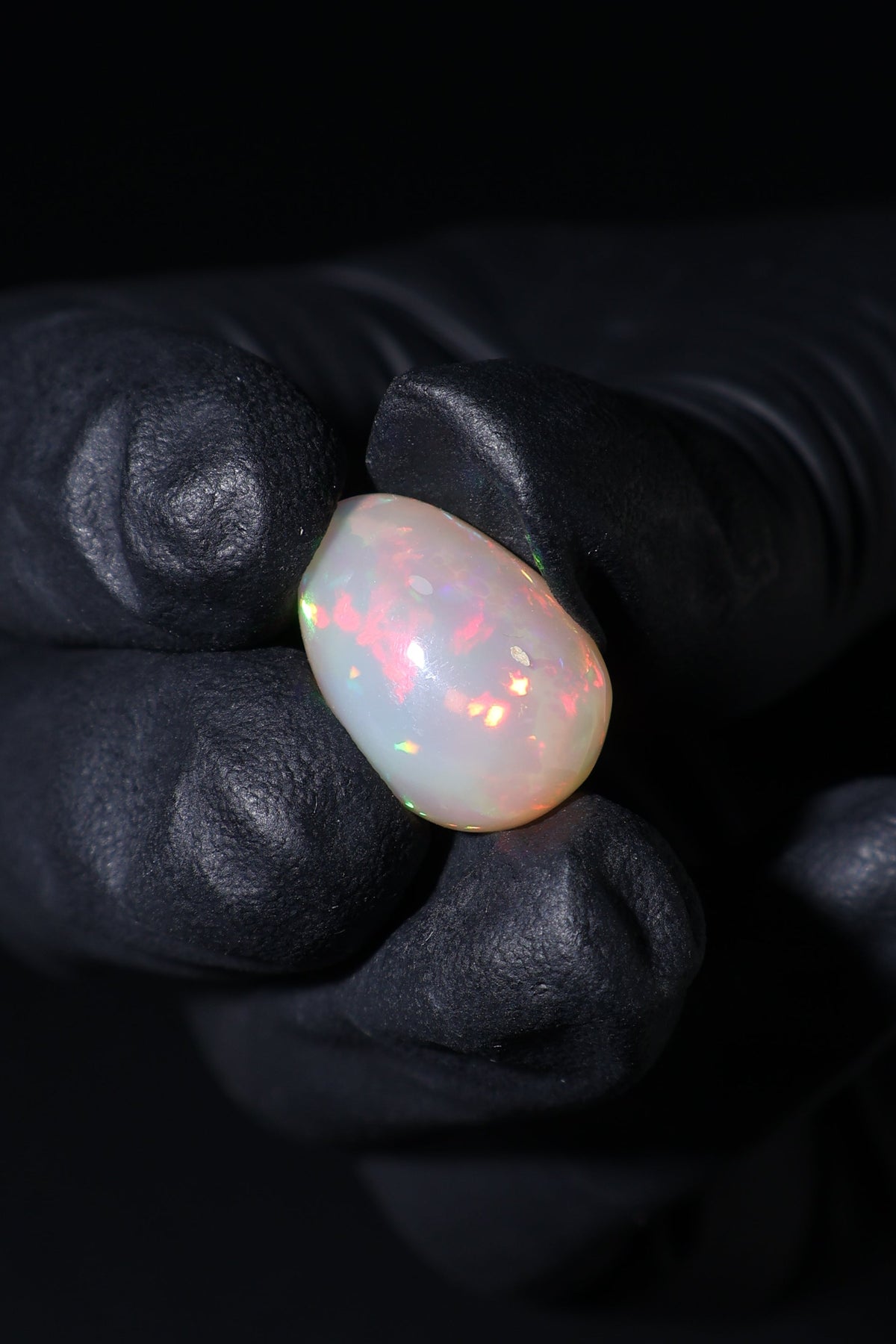 10.49ct Polished Ethiopian Opal