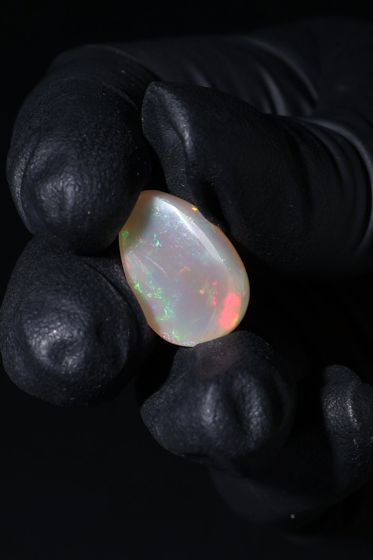 10.49ct Polished Ethiopian Opal