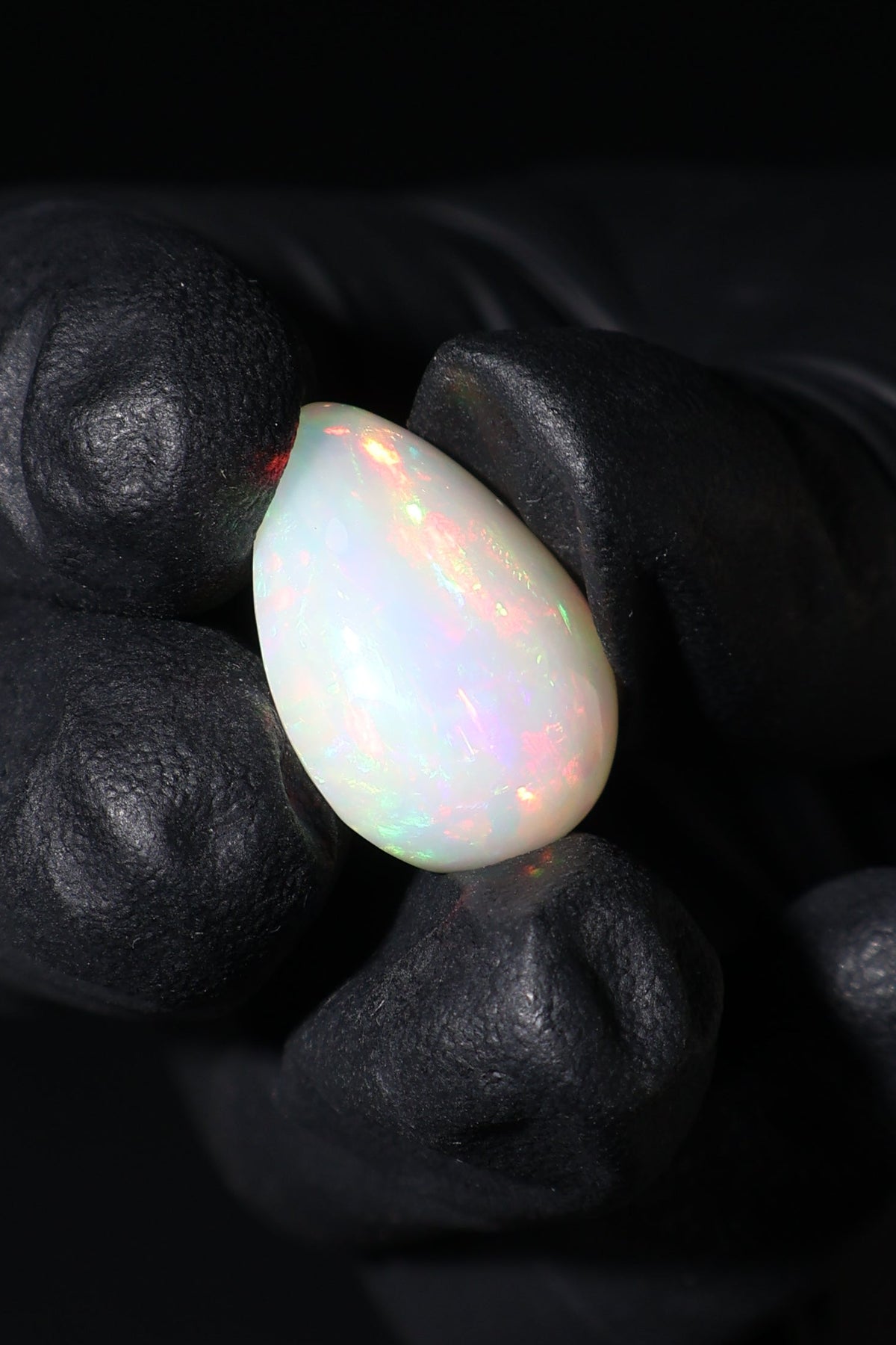 12.87ct Polished Ethiopian Opal