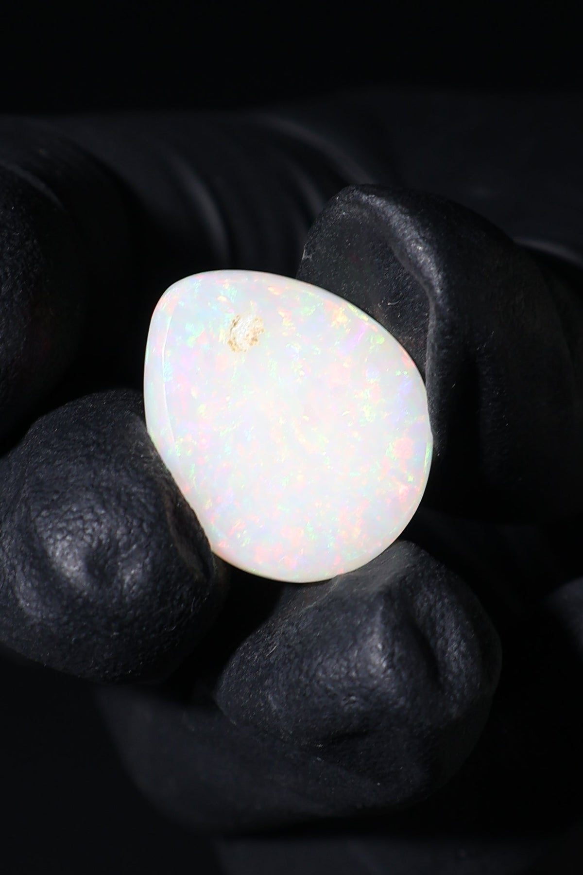12.87ct Polished Ethiopian Opal