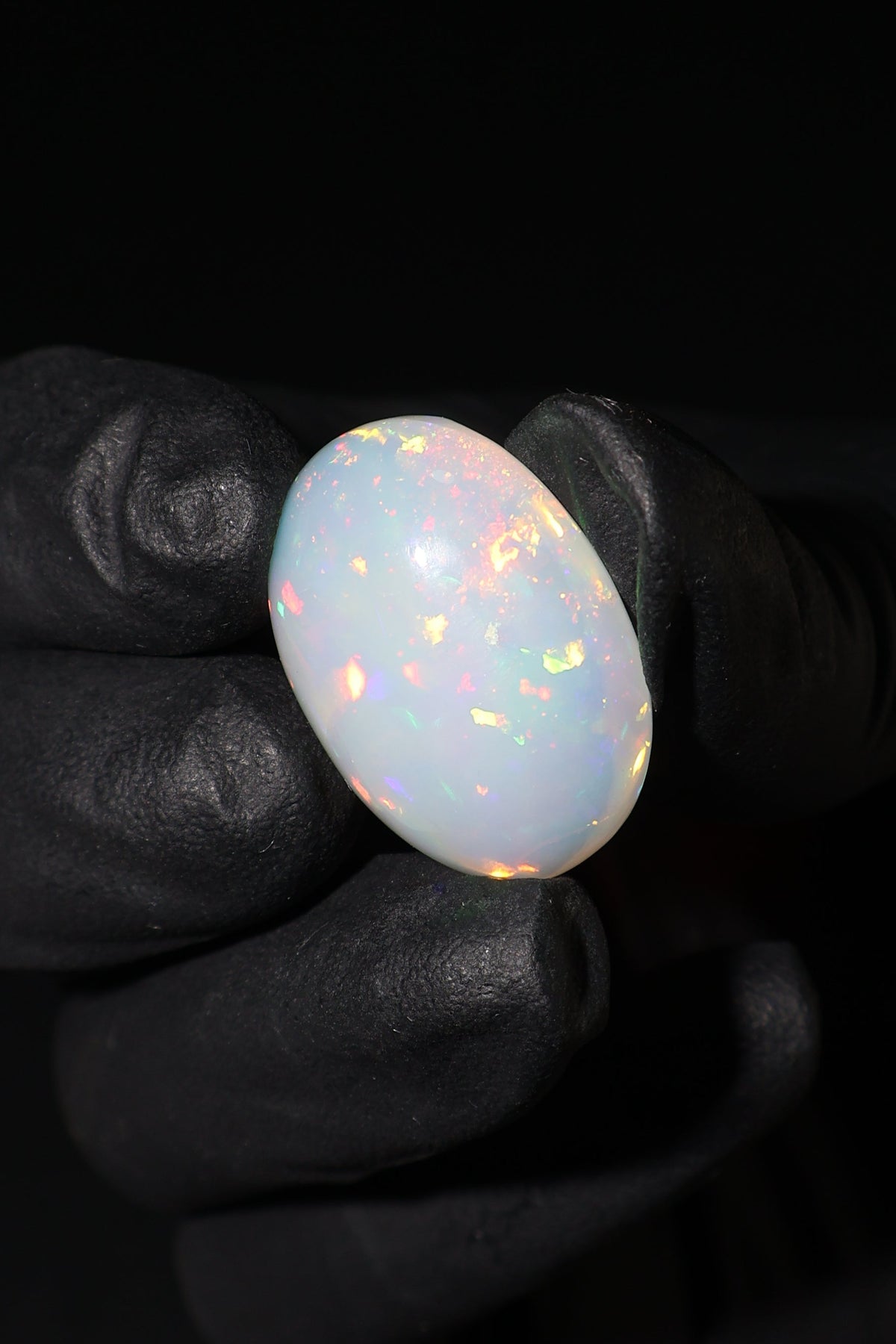 23.59ct Polished Ethiopian Opal
