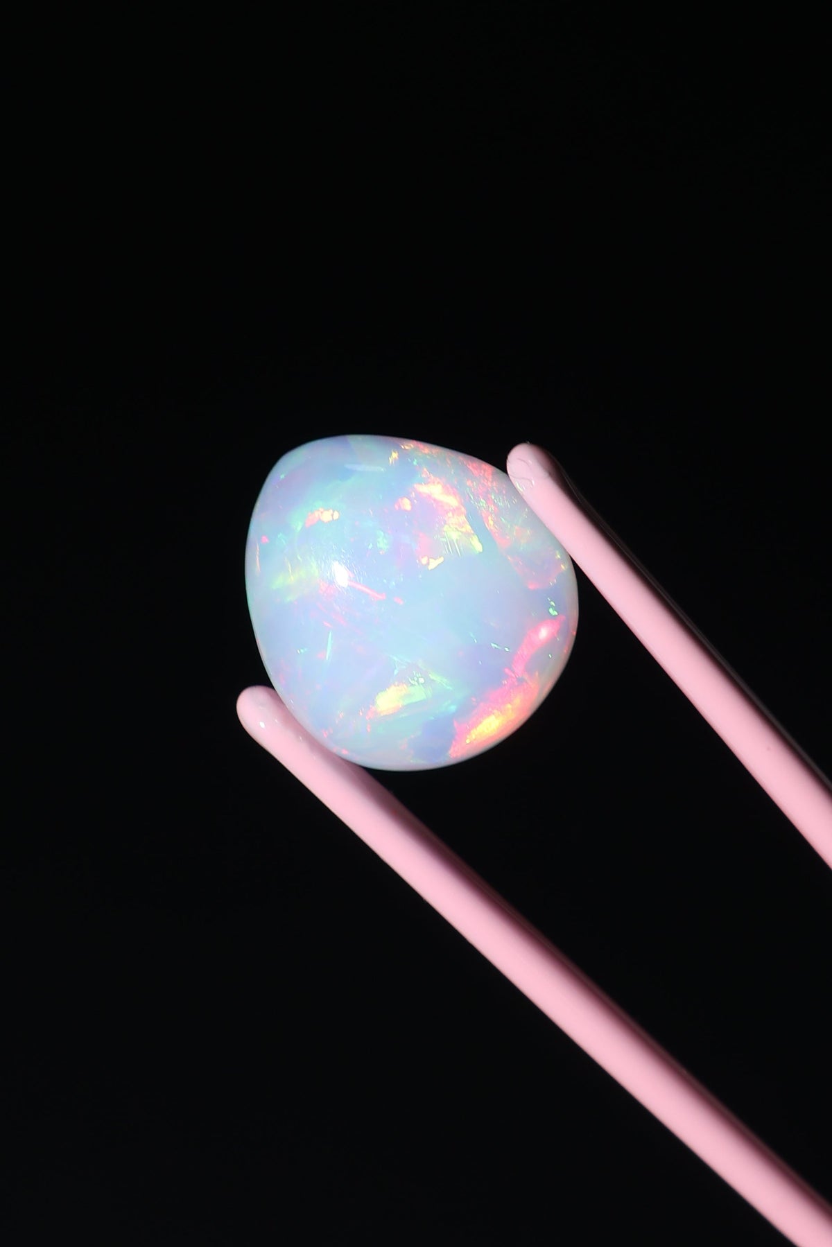 7.44 Polished Ethiopian Opal
