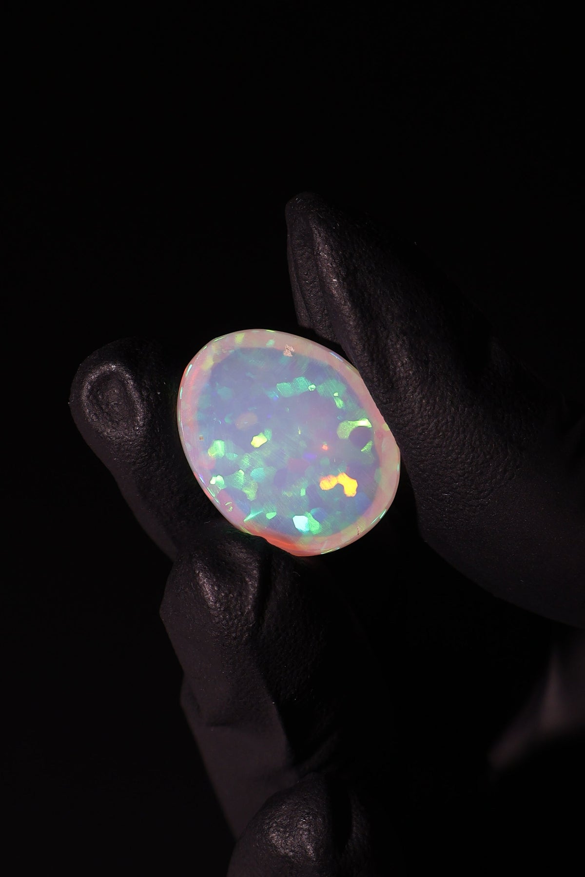 14.06ct Polished Ethiopian Opal