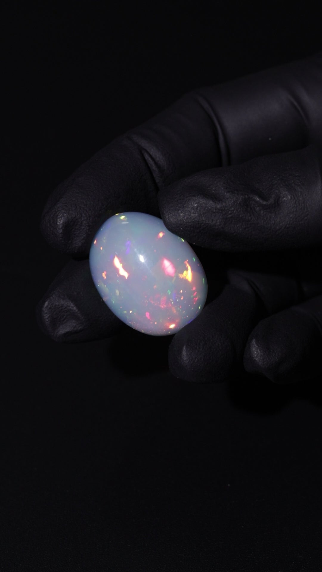 23.59ct Polished Ethiopian Opal