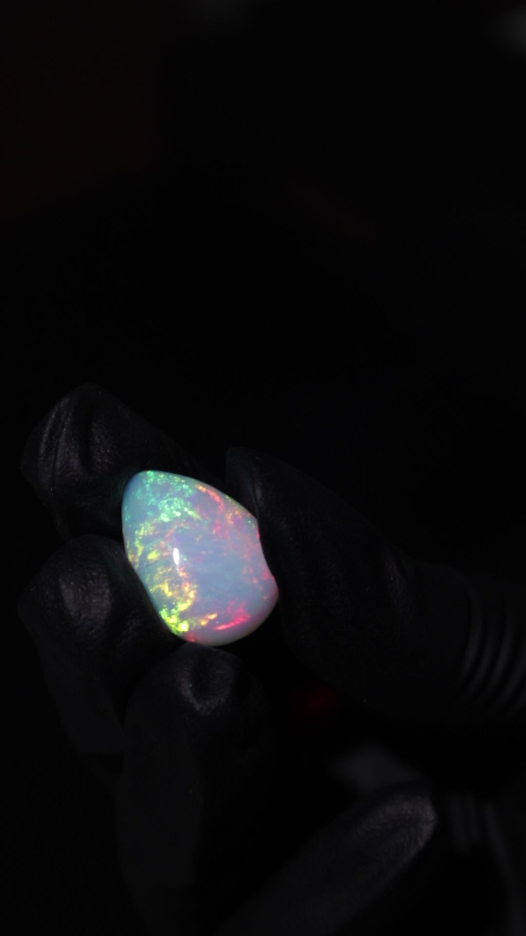 8.55 Polished Ethiopian Opal