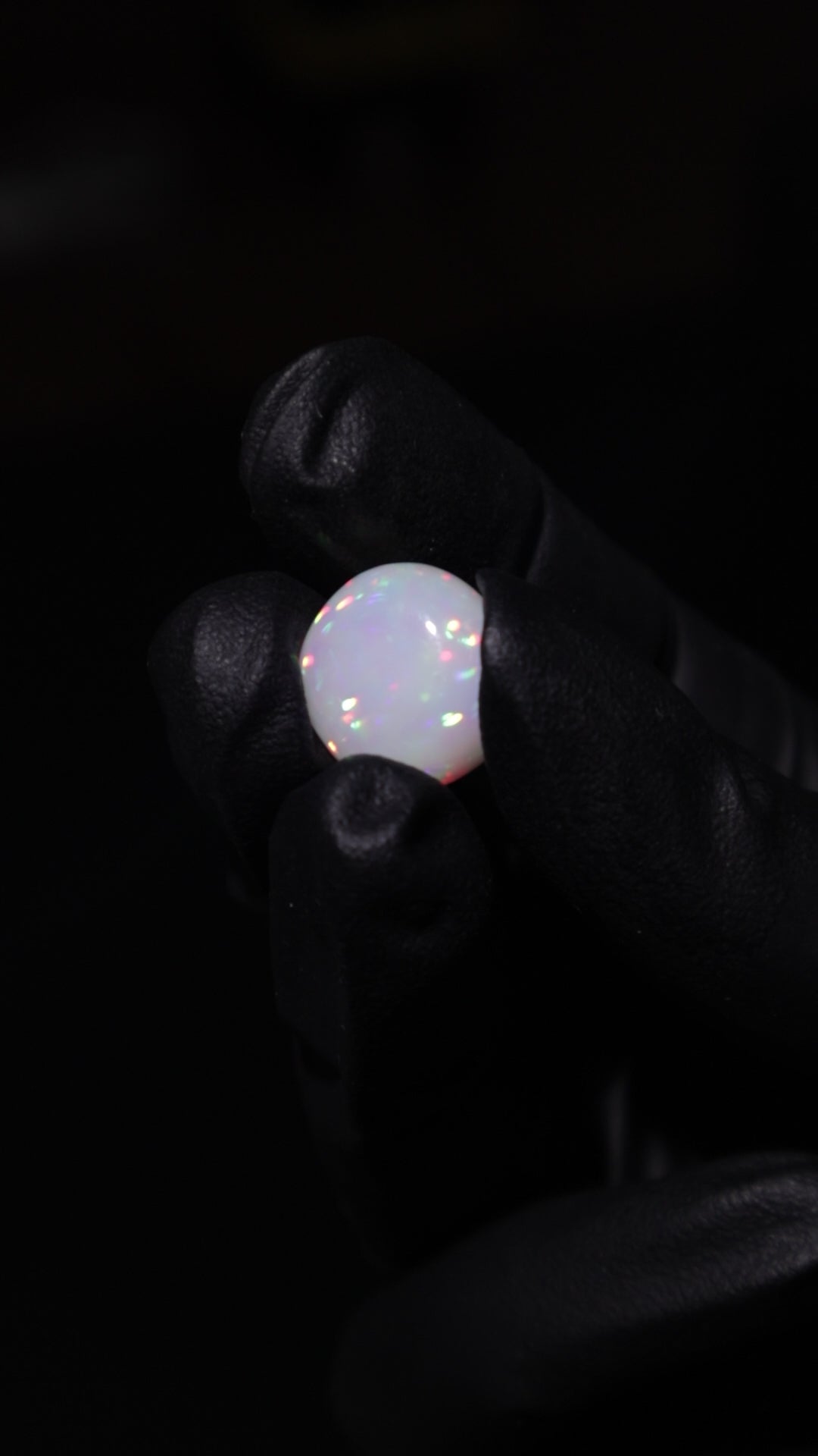 10.73ct Polished Ethiopian Opal