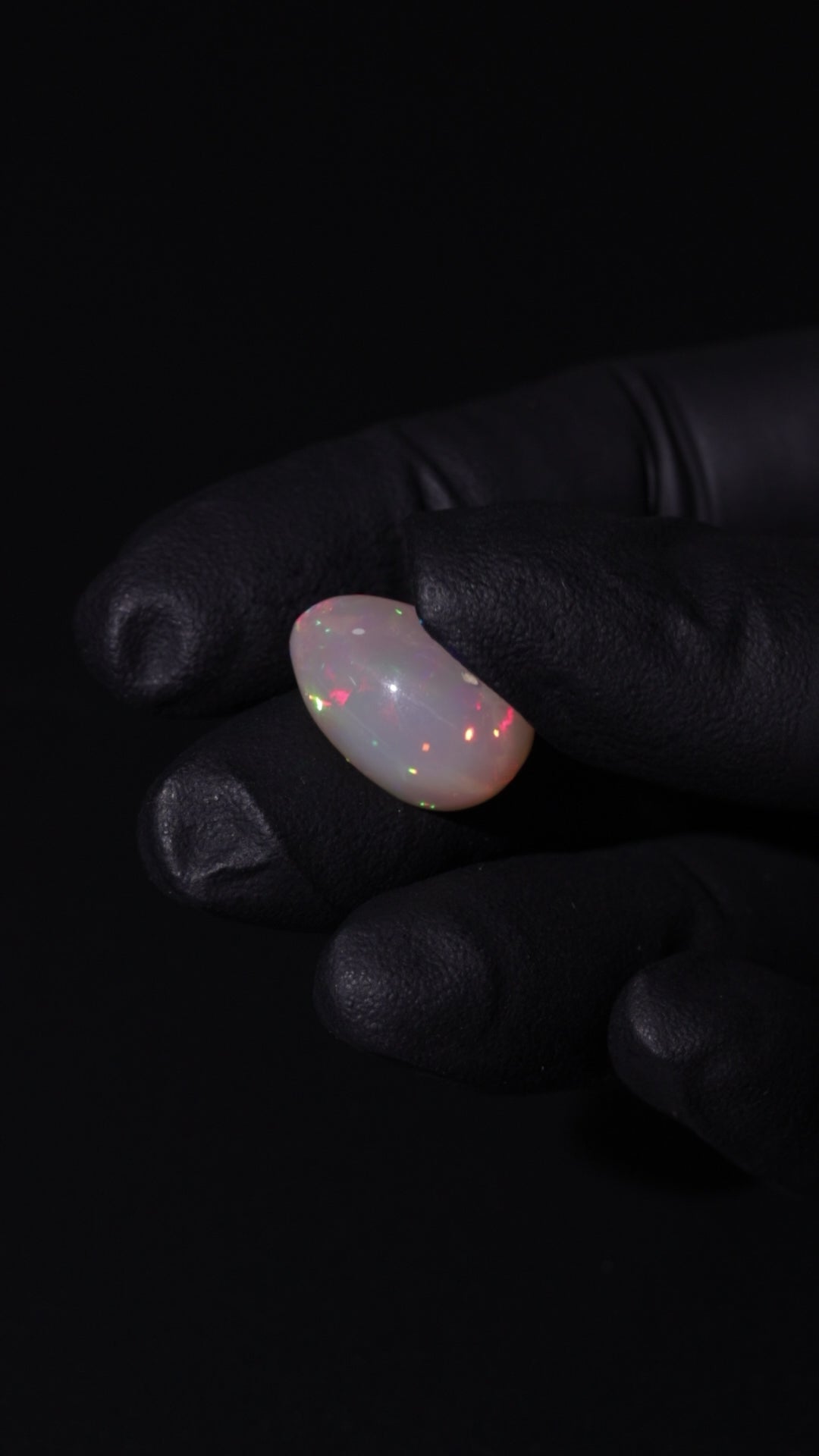 10.49ct Polished Ethiopian Opal